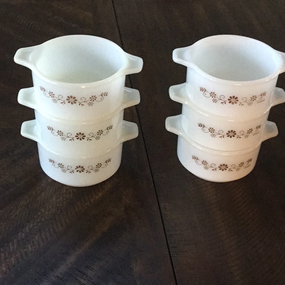 Vintage Mexican Dinnerware